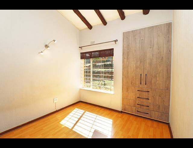 4 BEDROOM HOUSE FOR SALE IN WELTEVREDEN PARK